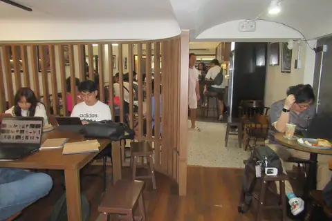 Meow Cat Cafe photo 3